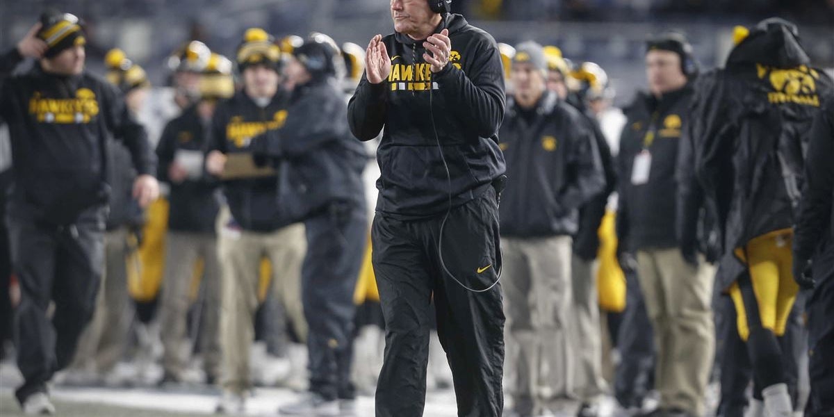 Iowa Football: Betting odds released for Iowa State, Ohio State games