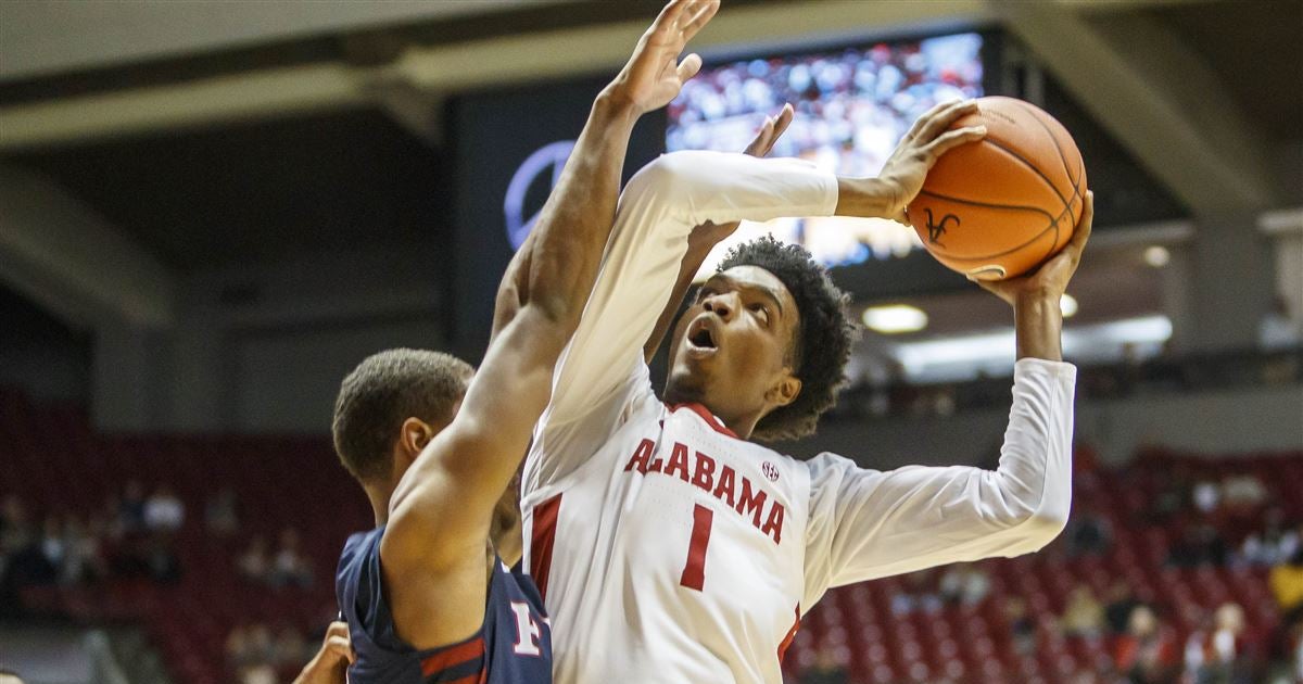 Alabama's Herbert Jones announces he will test NBA draft waters