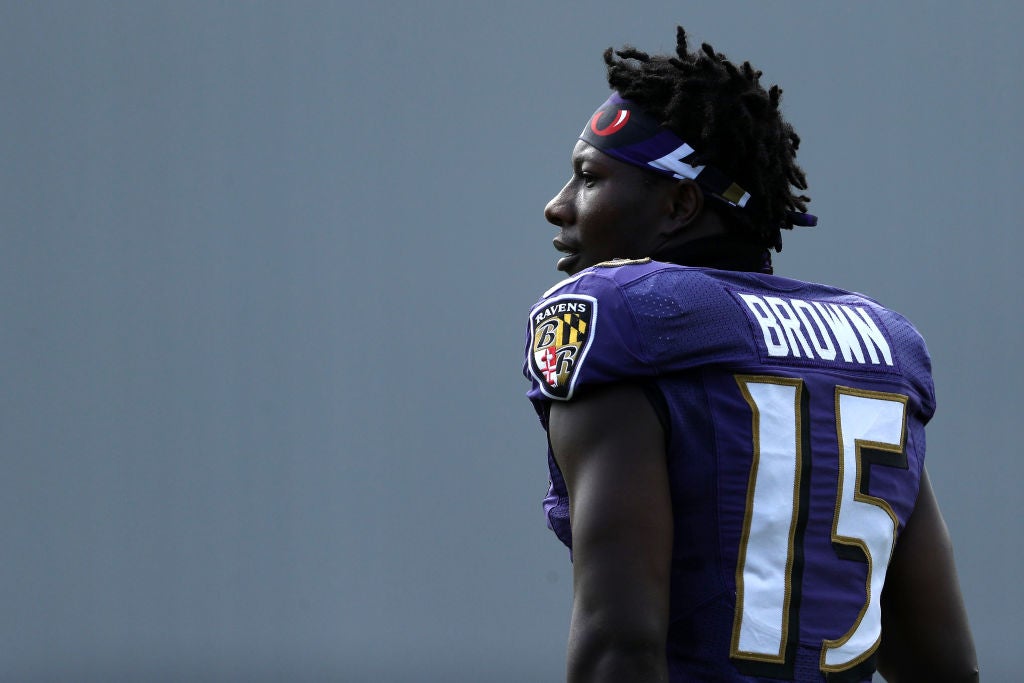 Hollywood' Brown touchdown videos: Ravens rookie WR dominates debut -  Sports Illustrated