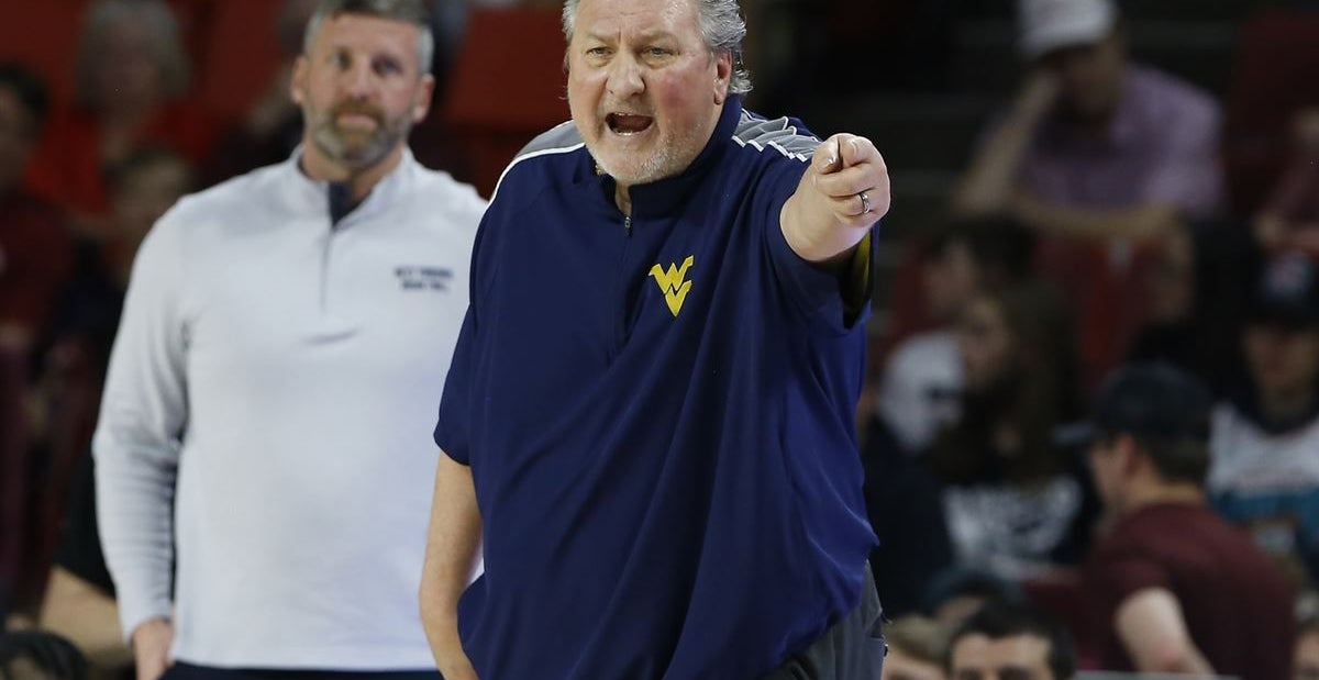 Top 25 college basketball coaches ahead of 202223 season