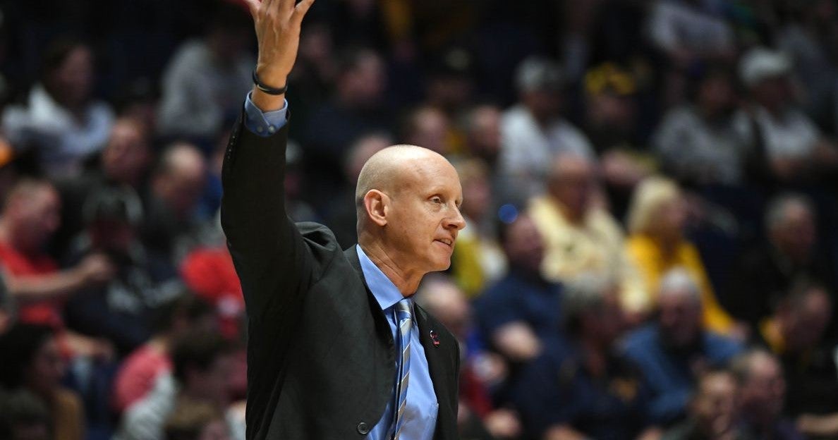 Sources: Chris Mack officially accepts Louisville job