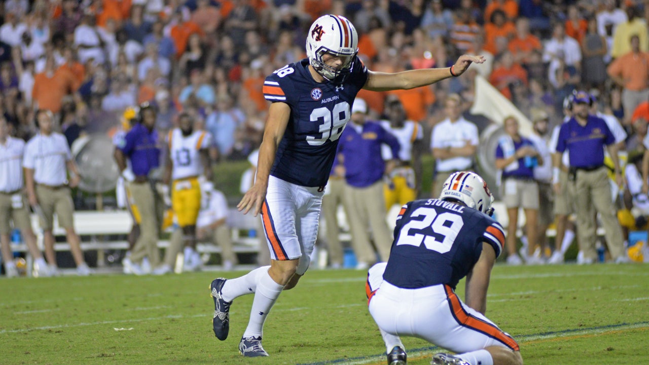 Raiders News: NFL.com names Daniel Carlson potential first-time pro bowler  - Silver And Black Pride