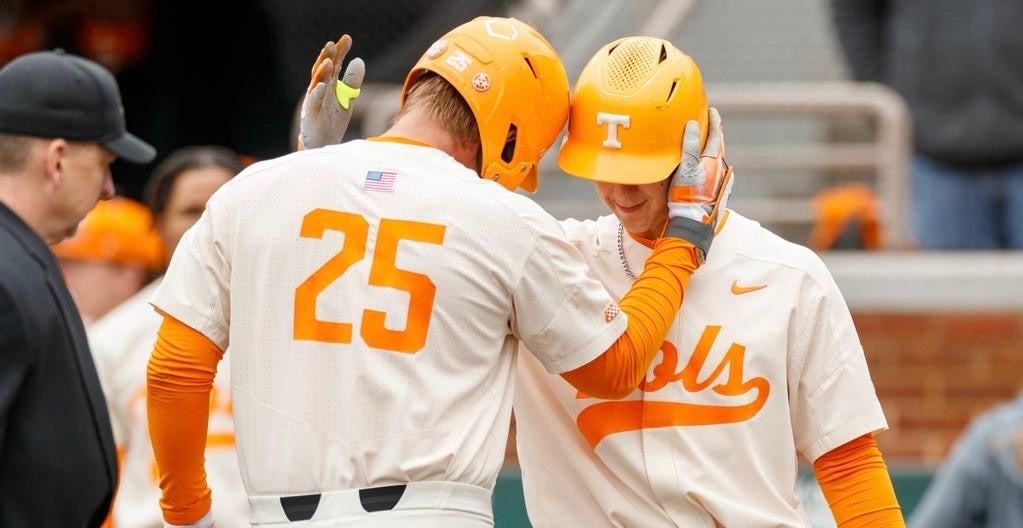 Maui Ahuna available to join Tennessee's active roster immediately