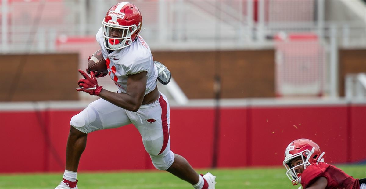 Arkansas' misspelled on T.J. Hammonds' jersey