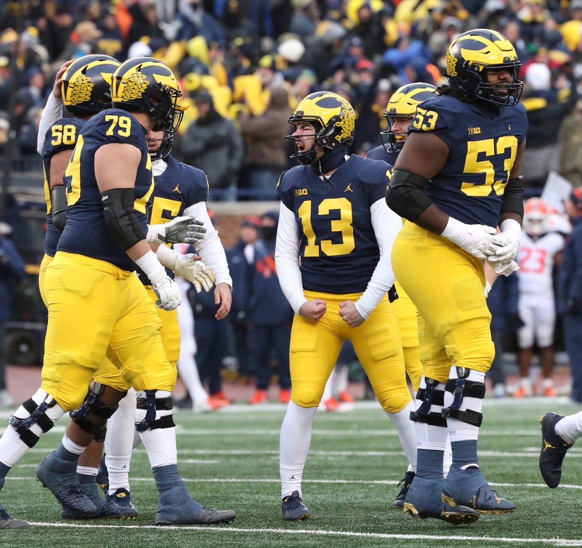 Michigan Wolverines news: Jake Moody is historic NFL draft pick, multiple  commitments, and more