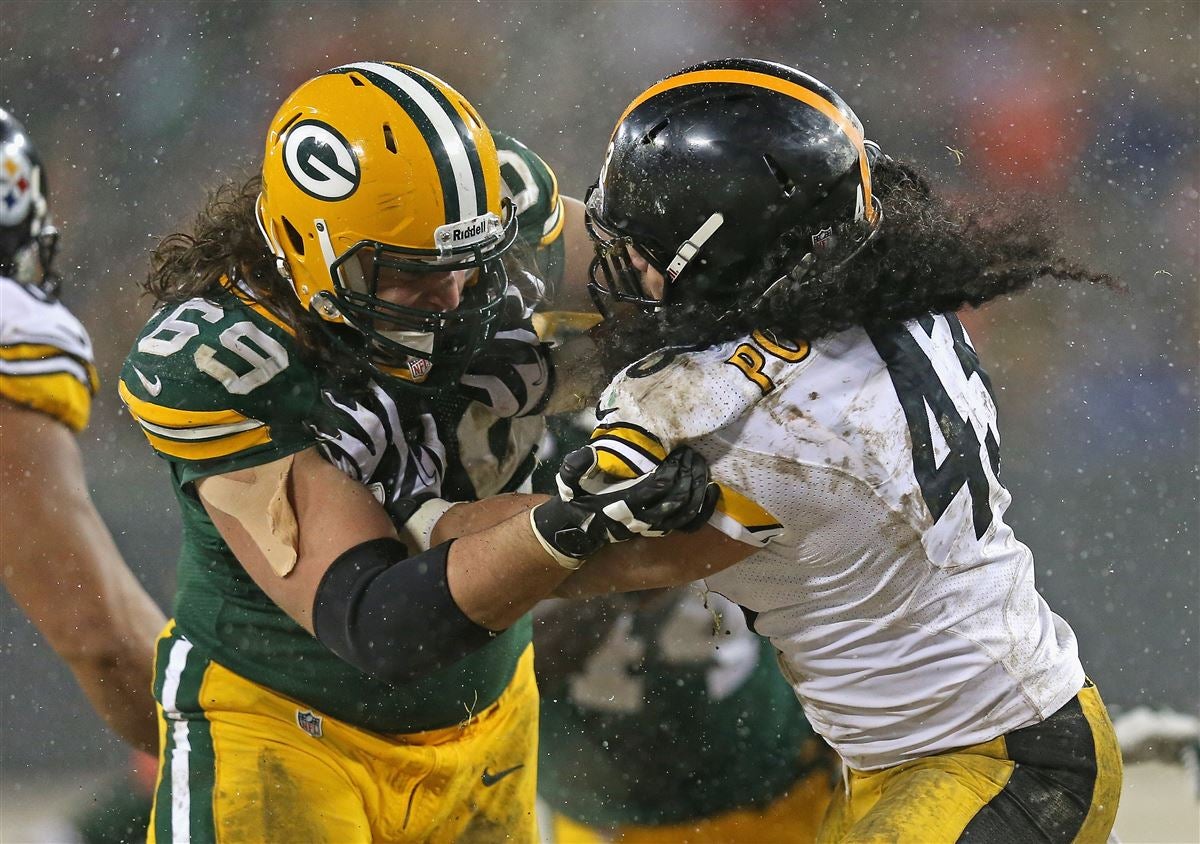 Packers O-line takes hit with LT David Bakhtiari out