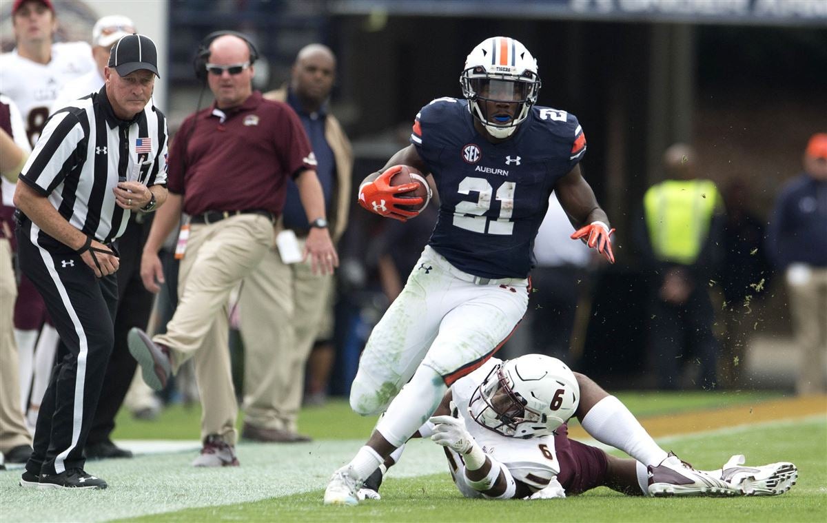 Facing Auburn's Kerryon Johnson is no day at the beach - The Athletic