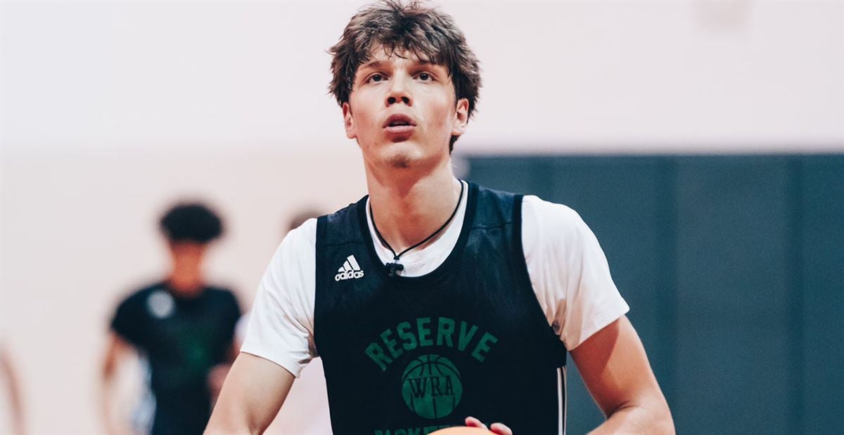 Hubert Davis visits 4-star forward Niko Bundalo