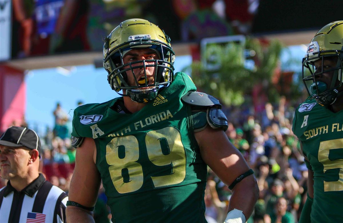 USF TE Mitchell Wilcox during 2016 Spring Game 2016 (2407×3370)