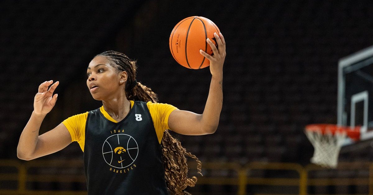 Iowa Women's Basketball: Journey Houston Turned a Freshman Snub Into Offseason Motivation