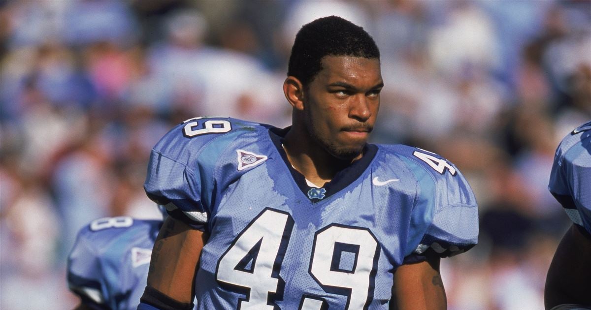 Two Tar Heels Named To 2022 College Football Hall of Fame Ballot