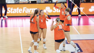 Key substitution helps Illini VB come back vs. last-place Northwestern, extend winning streak to three