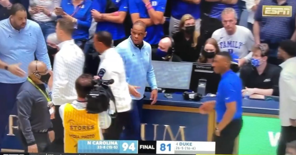 Wayne Ellington & Gerald Henderson Have Spat Over UNC-Duke Postgame Handshake Line Wayne Ellington & Gerald Henderson Have Spat Over UNC-Duke Postgame Handshake Line