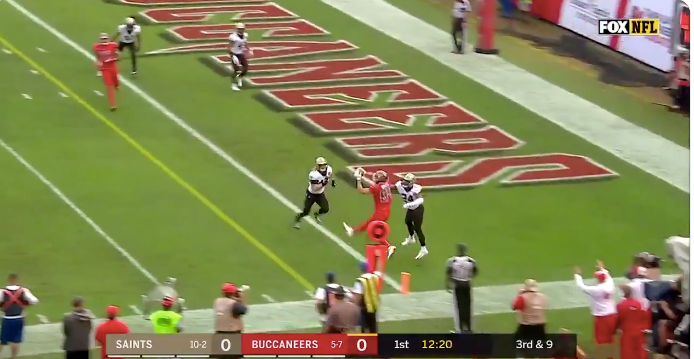 NFL spotters concluded Bucs' Cameron Brate was hit in the shoulder, not the  head