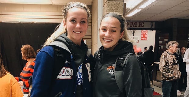 Friends Scherr, Parrish excited to play together at Oregon