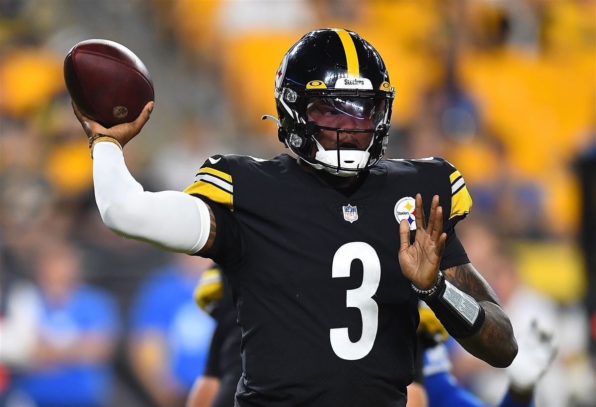 Steelers to place original-round tender on QB Dwayne Haskins