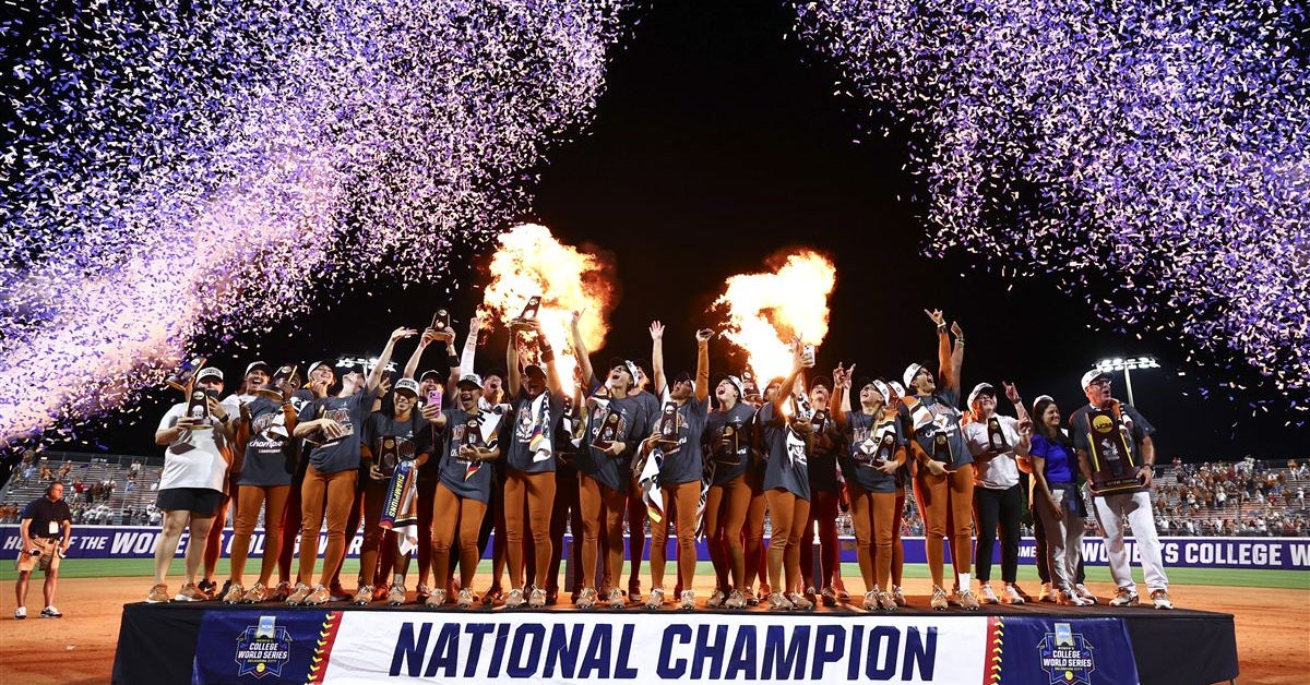 Texas edges out Stanford to claim the Longhorns' fifth Directors' Cup victory, including three straight