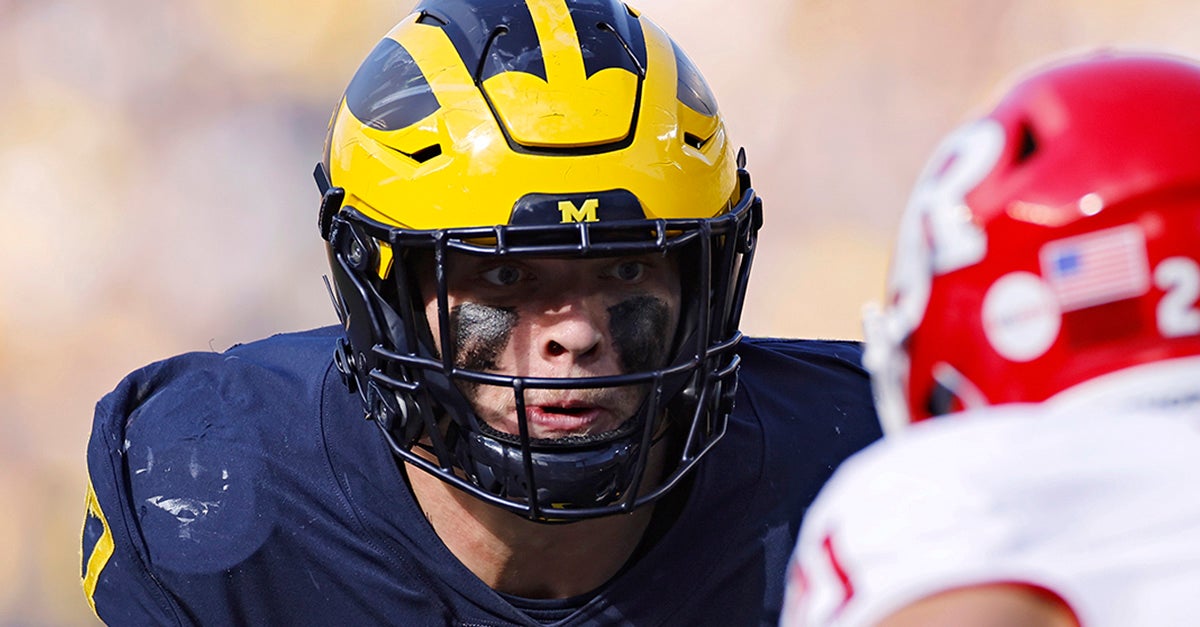 Michigan star Aidan Hutchinson tabbed as a top-10 defender to make big  impact in 2023 NFL season - Sports Illustrated Michigan Wolverines News,  Analysis and More