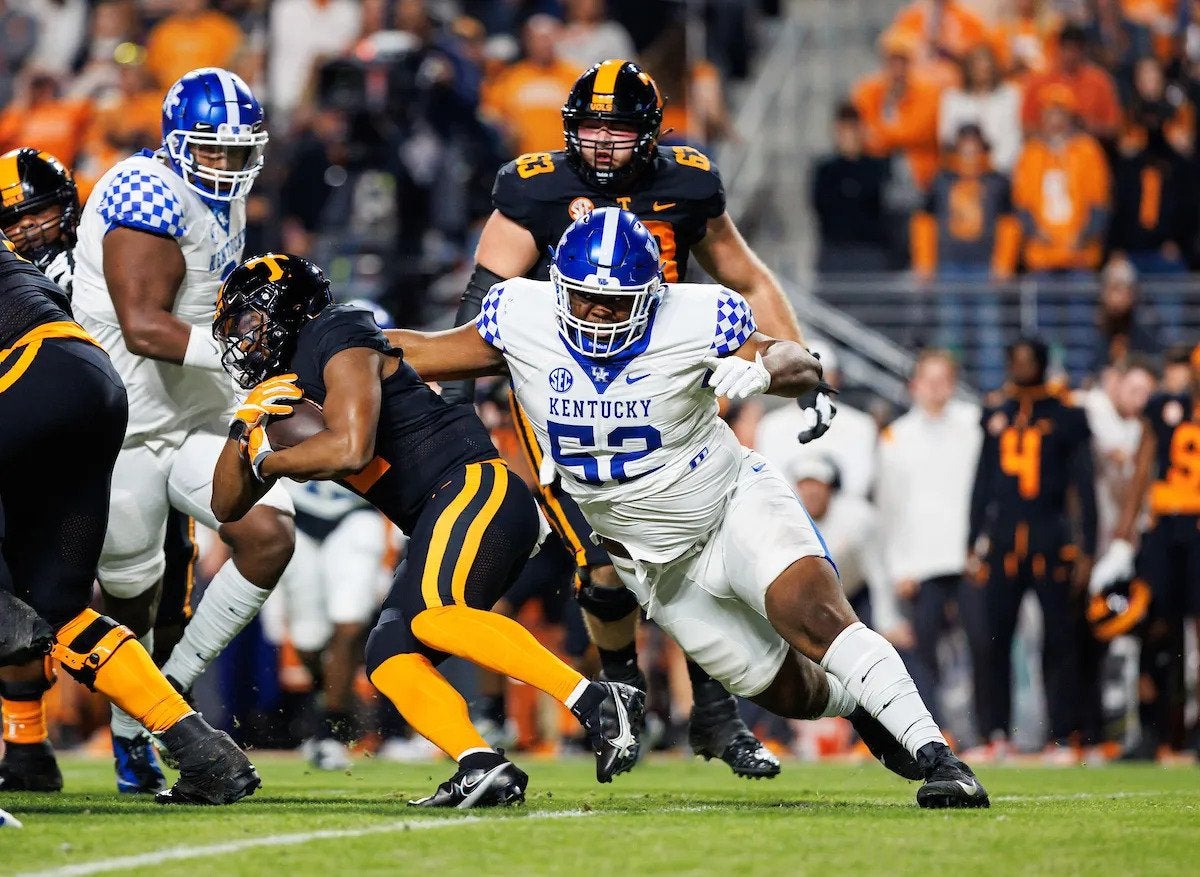 Three-team SEC battle brewing for Kentucky DT transfer Justin Rogers