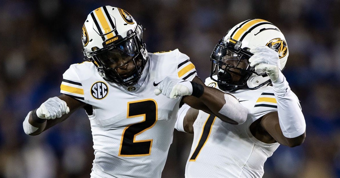 Missouri Tigers football Starting cornerback Ennis Rakestraw suffers