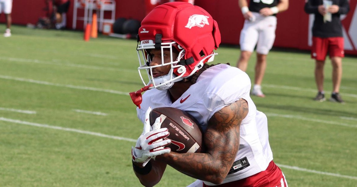 Sutton Smith returns to Arkansas practice & more Day 11 observations