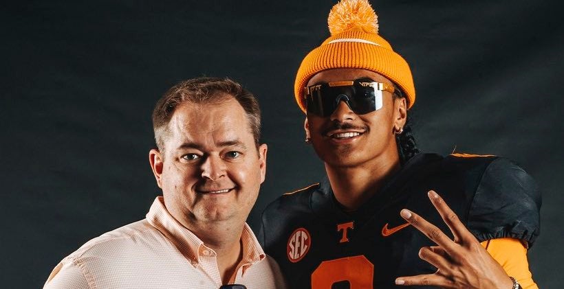 Weekly Announces Nation's No. 7 Signing Class For 2022 - University of  Tennessee Athletics