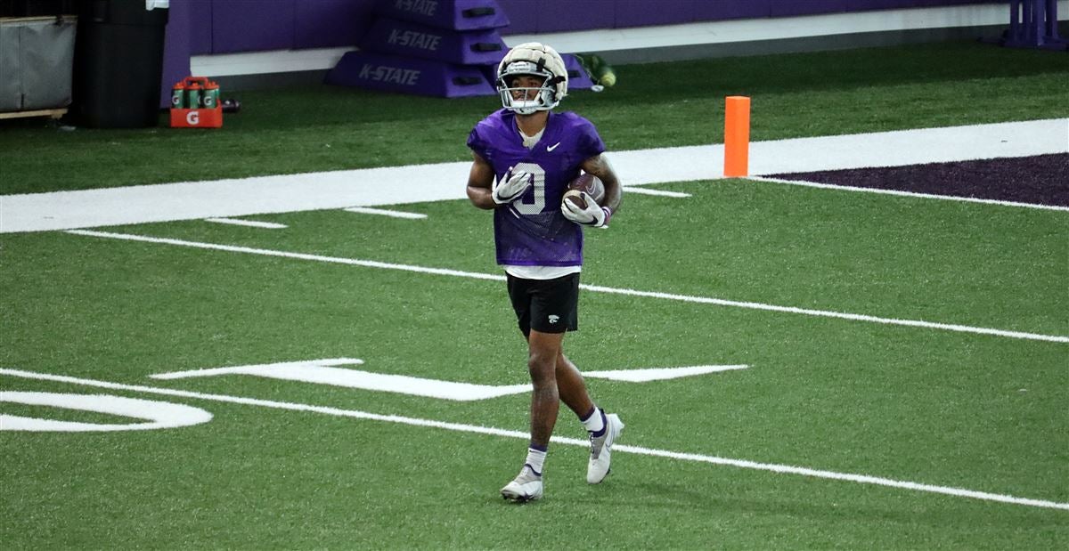 Highlights And Photos From Kansas State S Thursday Morning Practice Highlights And Photos From Kansas State S Thursday Morning Practice