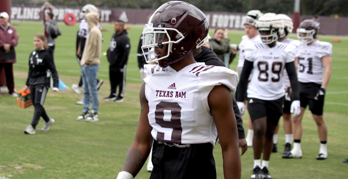 Bobby Taylor - Football - Texas A&M Athletics 