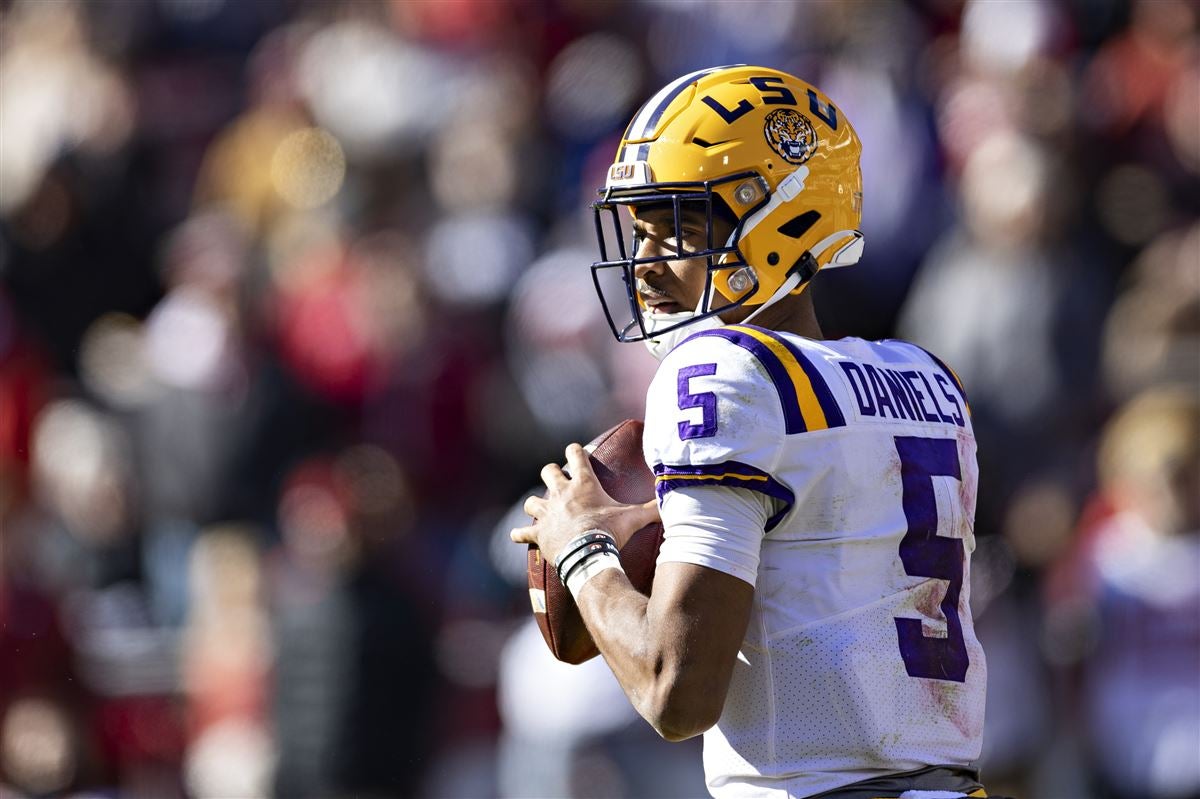 LSU Football Recruiting: Potential QB options in 2023 class