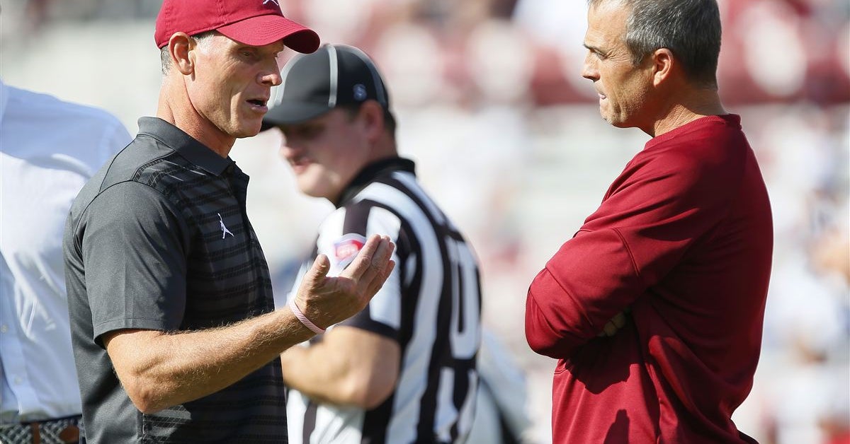 Oklahoma opens as favorite for Week 9 game against resurgent South Carolina