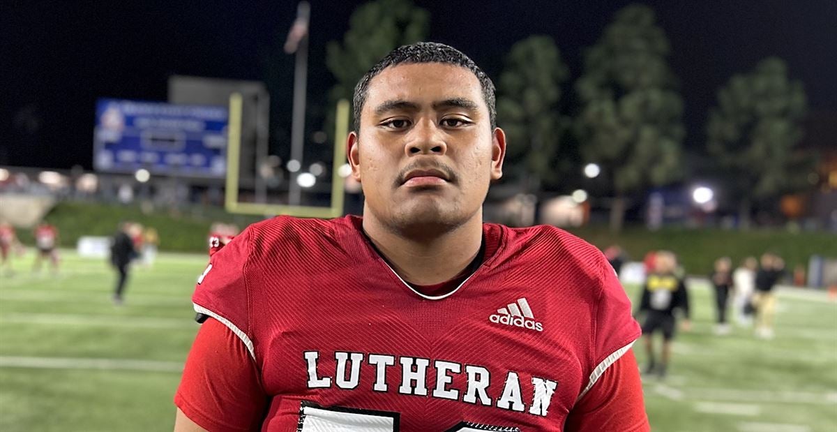 Ducks offer highly touted west coast OT in 2026 class