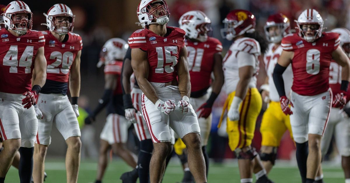 Wisconsin edge Sebastian Cheeks wins Big Ten weekly defensive player award