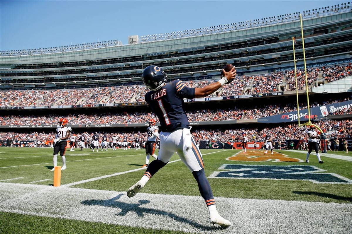 Devin Hester appears to be fine, so let's get the pads on