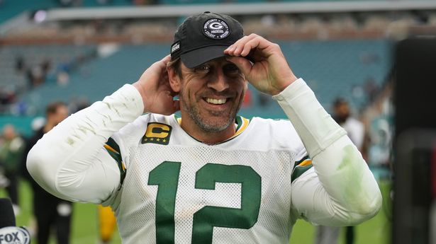 NFL quarterback Aaron Rodgers completes 'darkness retreat,' ESPN reports, Sports