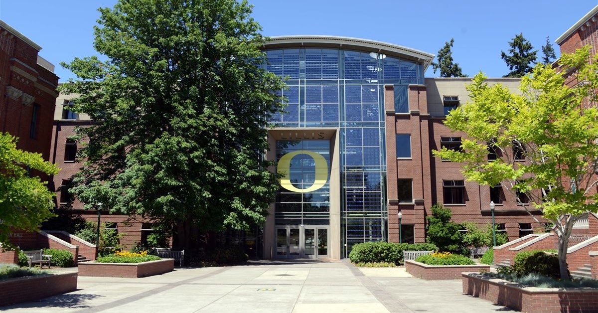 Oregon launches program to educate student-athletes on branding