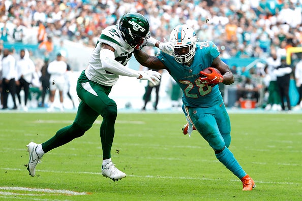 Duke Johnson added to Miami Dolphins active roster following monster game  against New York Jets