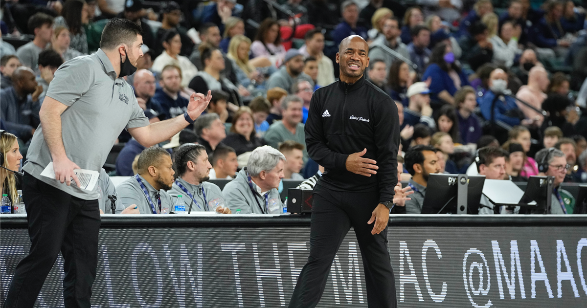 NCAA Tournament 2022 What Saint Peter's coach Shaheen Holloway