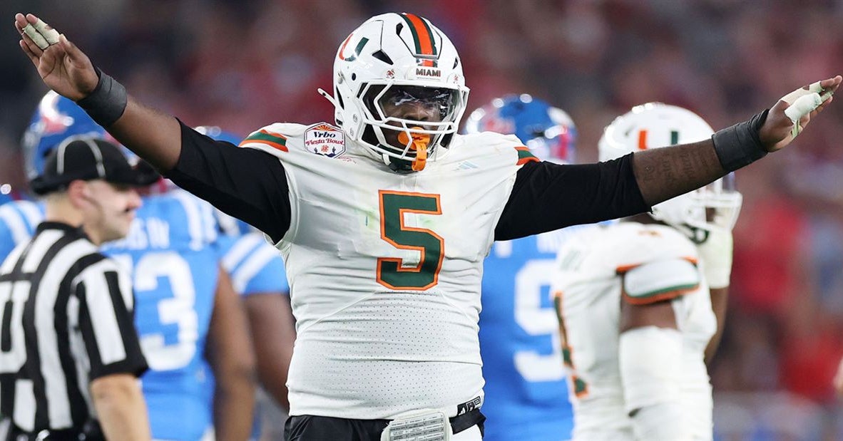 Miami Hurricanes rise to No. 5 in AP Top 25 Poll