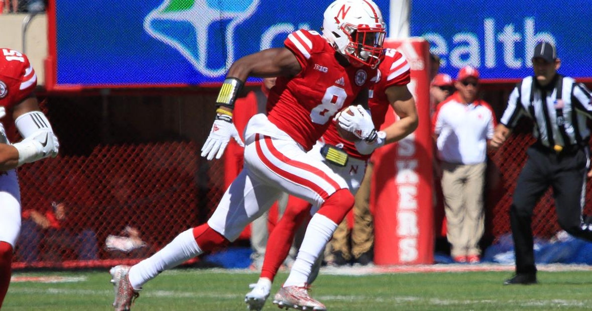 Nebraska cornerback Chris Jones suffers knee injury