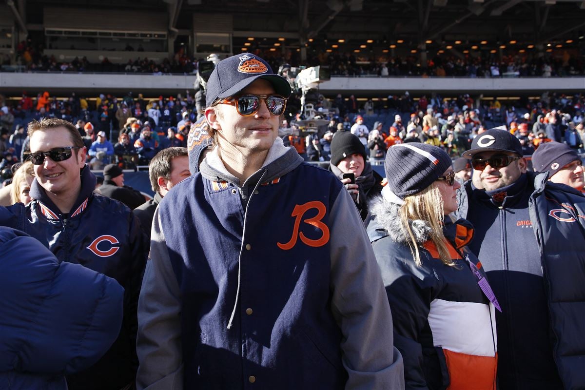 Central Illinois native wins Chicago Bears 'Fan of the Year' and trip to Super  Bowl