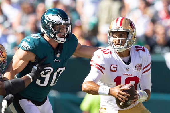 Eagles' Brandon Graham taunts Cowboys fan during live NBC Sports