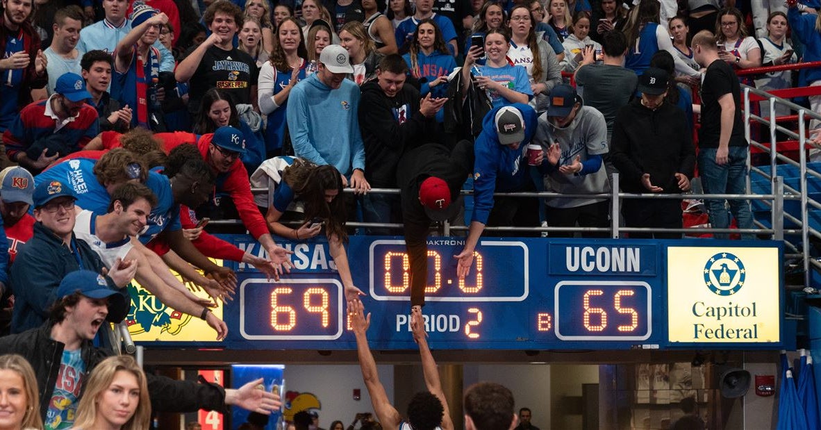 Bill Self, Kansas basketball players rave about the crowd, atmosphere ...