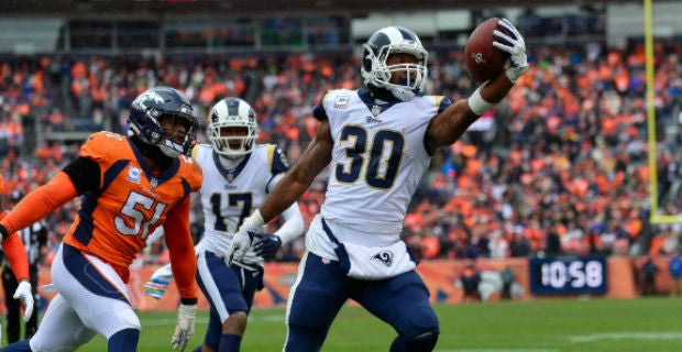 Todd Gurley runs for 208 yards to lead unbeaten Rams past Broncos – Orange  County Register