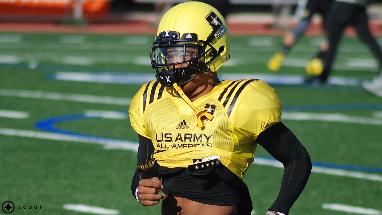 Deommodore Lenoir receives Army All-American jersey, not concerned