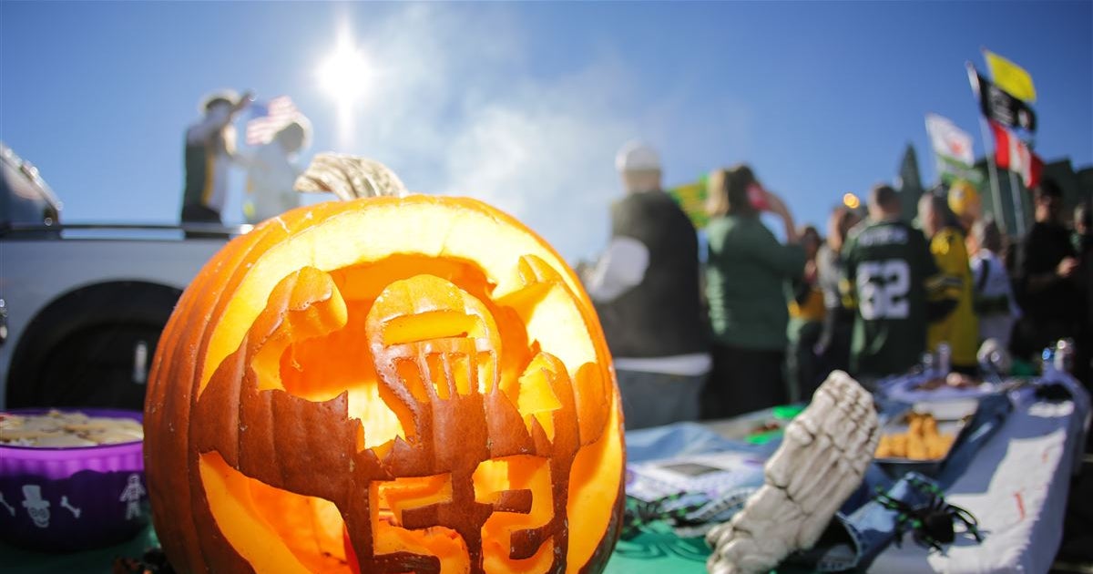 Packers Celebrate Halloween In With Team Party