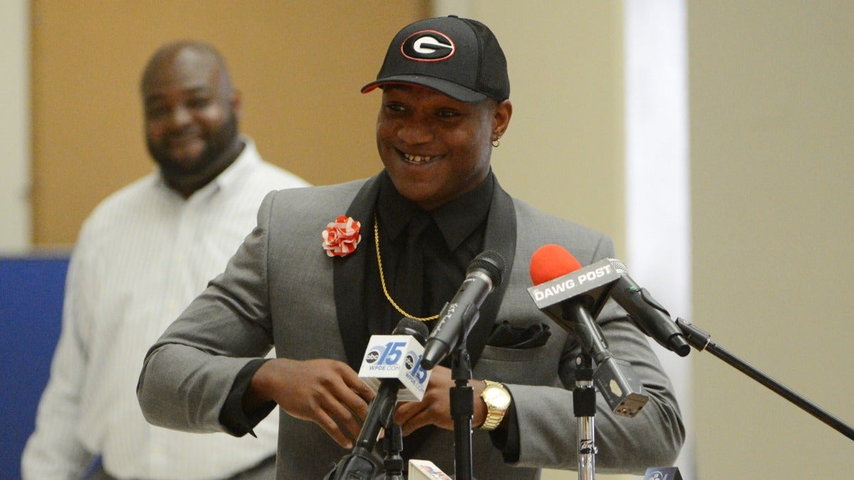 NFL Draft: Watch Jamaree Salyer Get Drafted, His Reaction, Dawgs and  Chargers Reactions – Field Street Forum