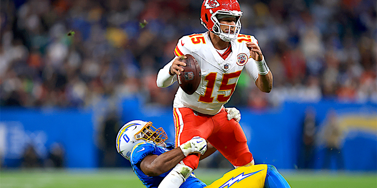 NFL Week 1 Highlights: Henley Shines, Thompson Saves, and Cougars in the Spotlight NFL Week 1 Highlights: Henley Shines, Thompson Saves, and Cougars in the Spotlight