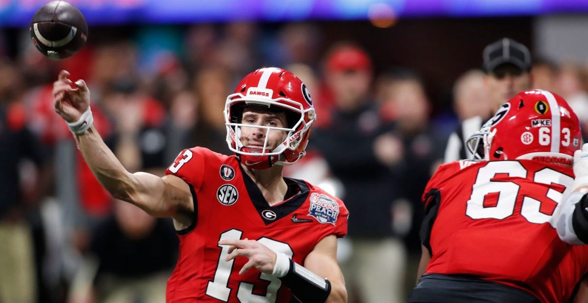 Georgia football QB Stetson Bennett changed his look for preseason camp