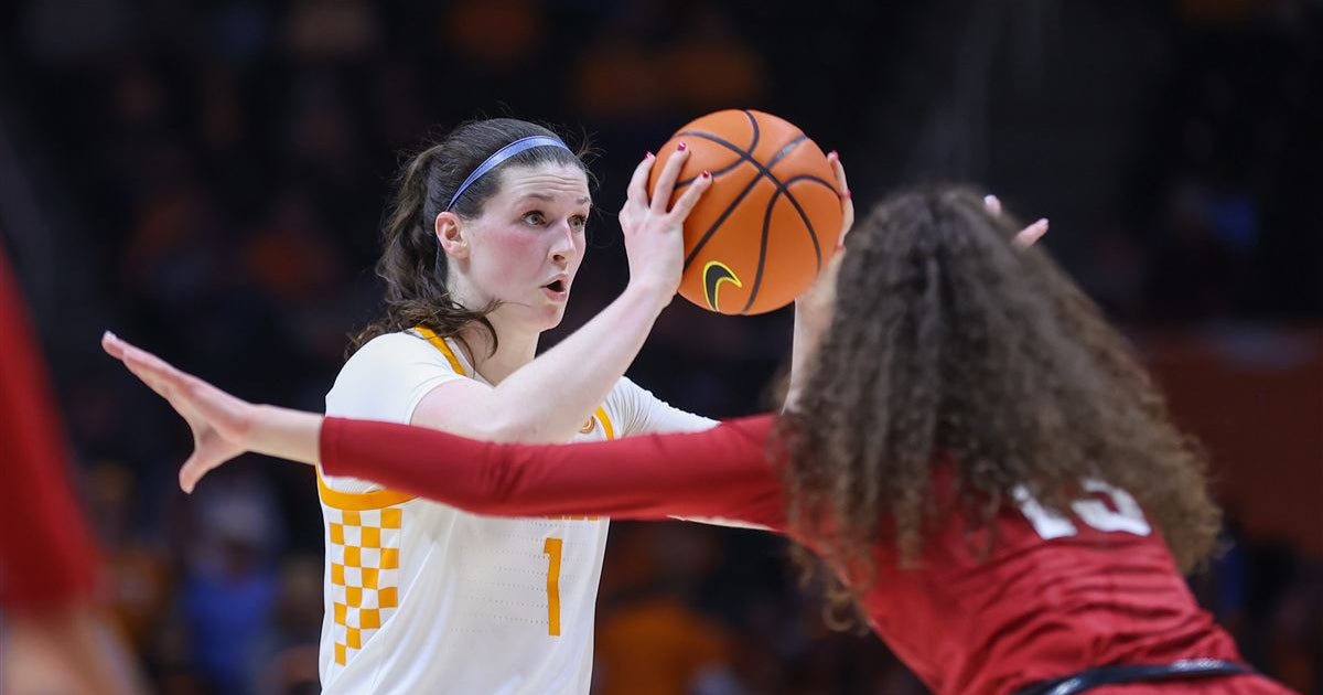 Lady Vols travel south to take on Florida