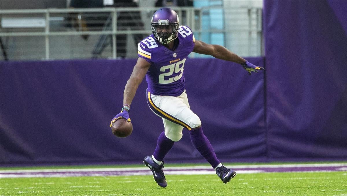 Vikings' Xavier Rhodes fined $21,056 for horse-collar tackle vs. Giants